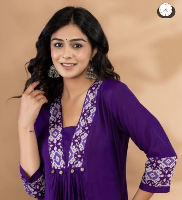 Muslin Silk Kurta Pant Set - Image 3