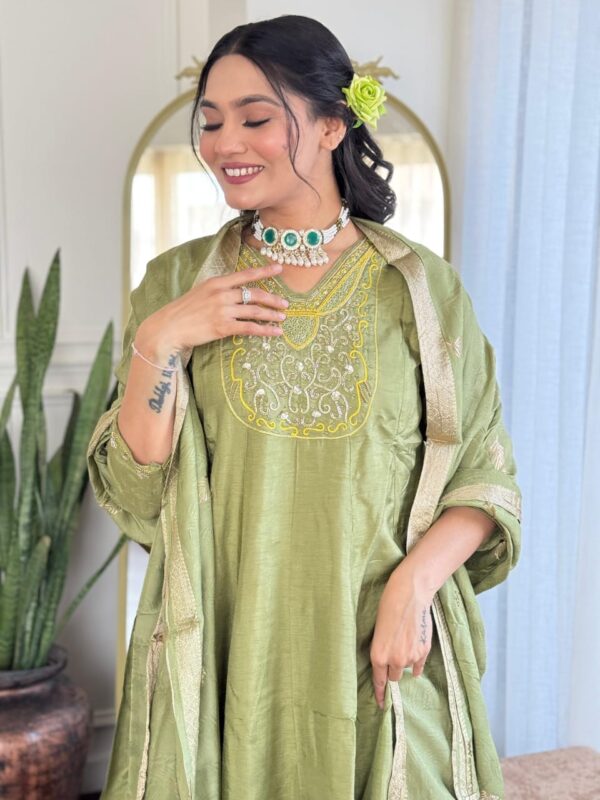 Dola Anarkali Set