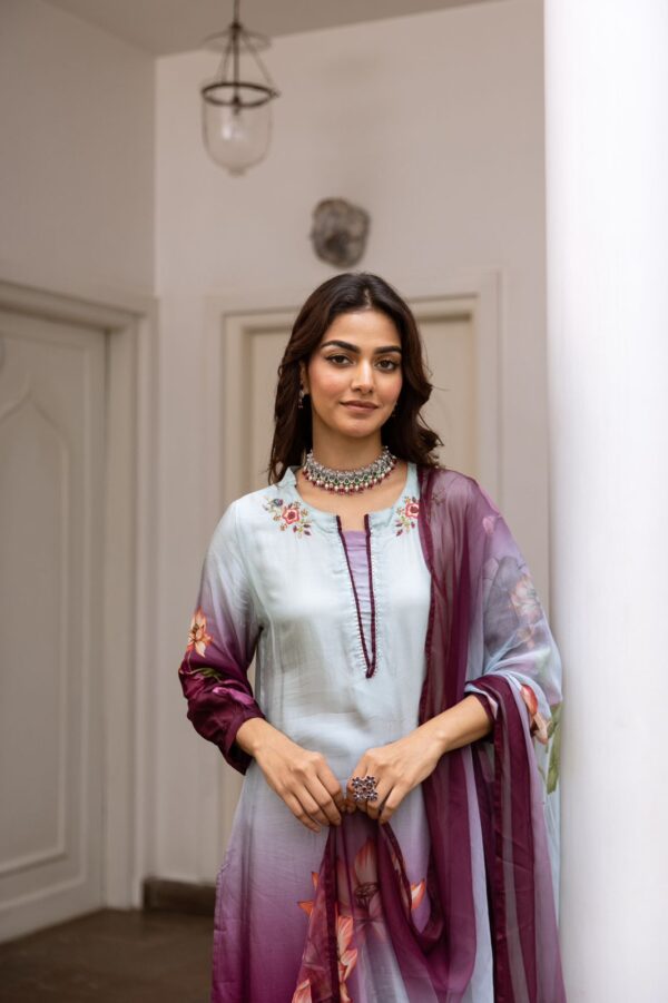 Dola Silk Kurta Set