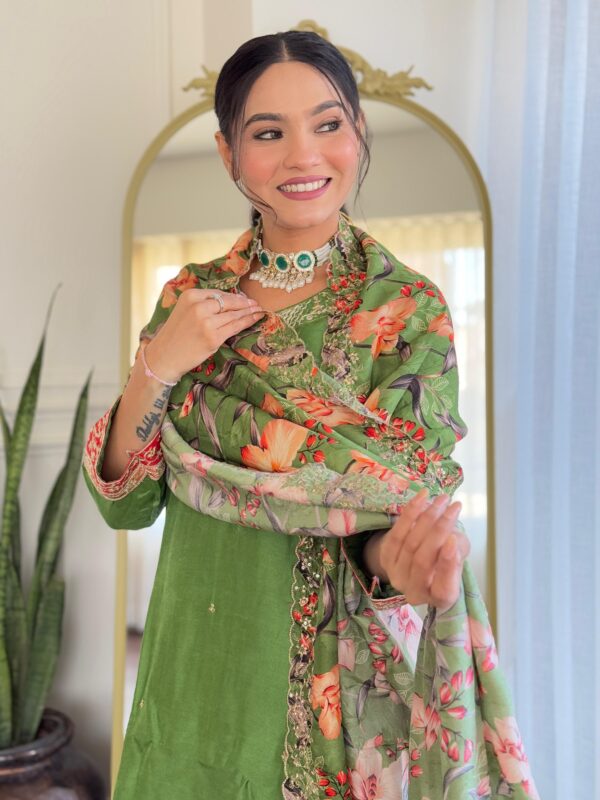 Russian Kurta-Sharara Set - Image 4