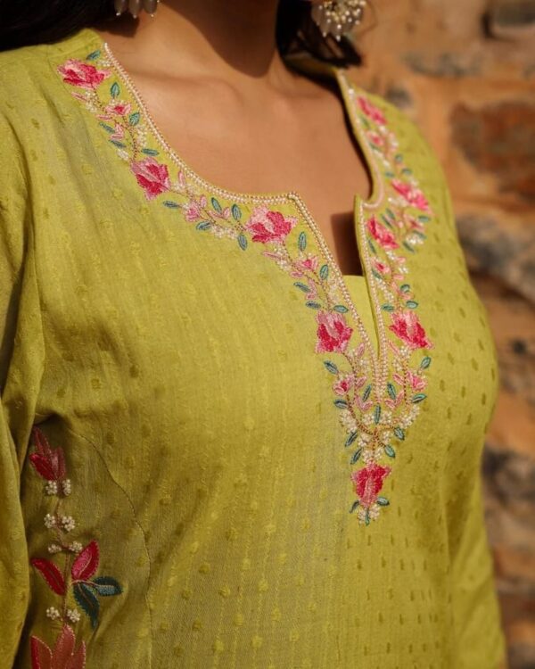 Cotton Malmal Kurti Set with Embroidery - Image 3