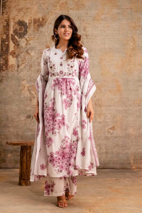 Mul Cottonanarkali set with Yoke Embroidery - Image 4