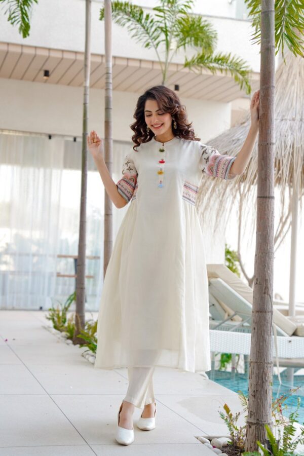 White Mul Cotton Anarkali Suit